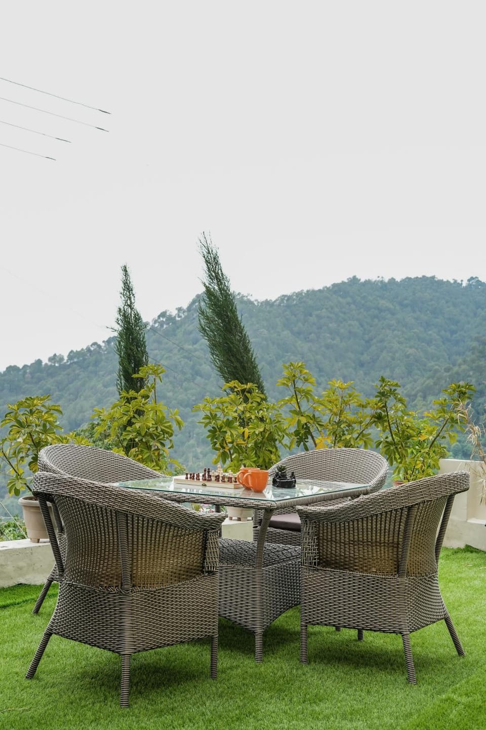Natural landscape, Garden, Seating area, Dining area, Garden view, Mountain view