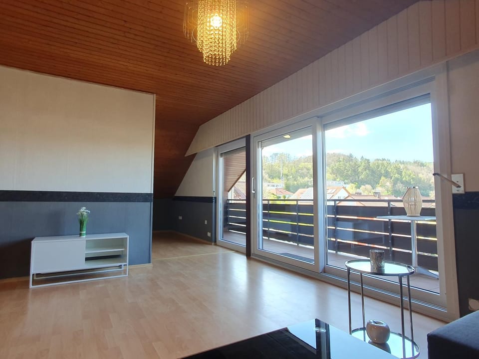 View (from property/room), Balcony/Terrace, Living room