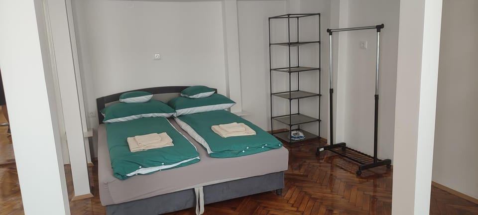 Kriston Apartman 2 Apartment in Slovakia