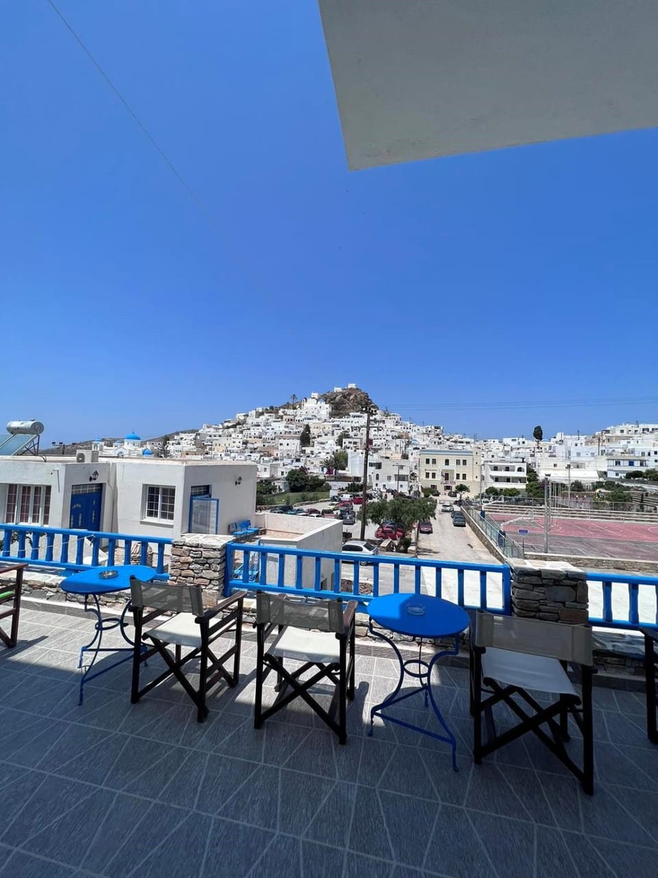 Property building, Nearby landmark, Day, Natural landscape, View (from property/room), Balcony/Terrace, Mountain view