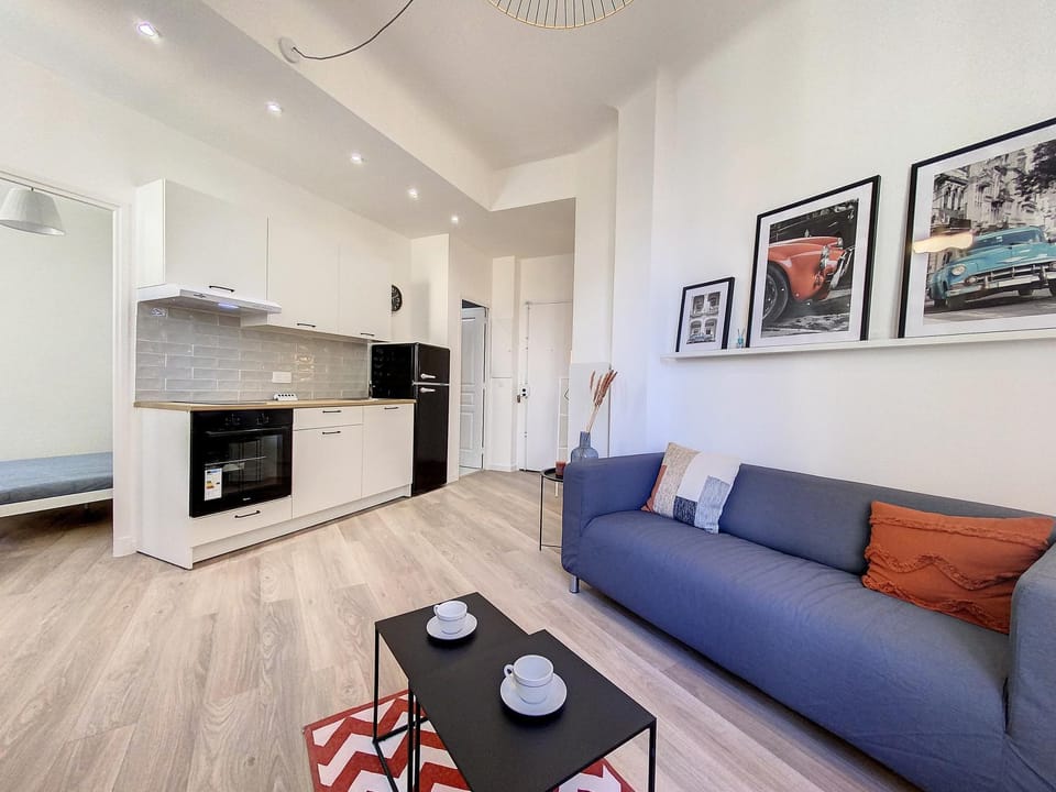 Property building, Living room