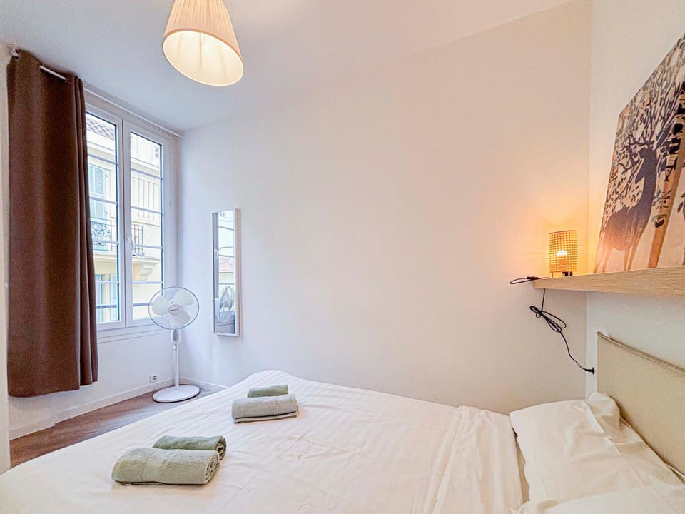 Cosy 2 pieces rénové, Proche mer, 4 pers Apartment in Nice