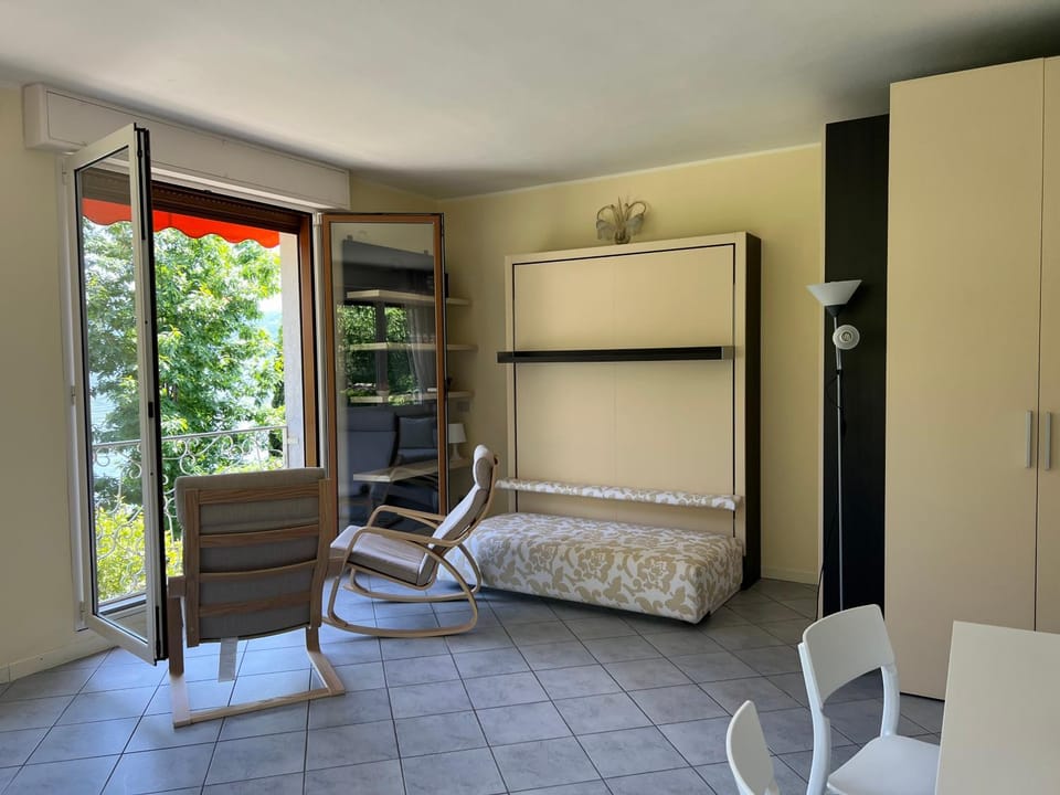 Living room, Seating area, wardrobe