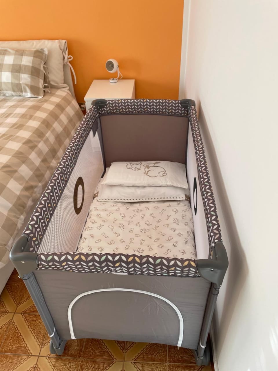 cot