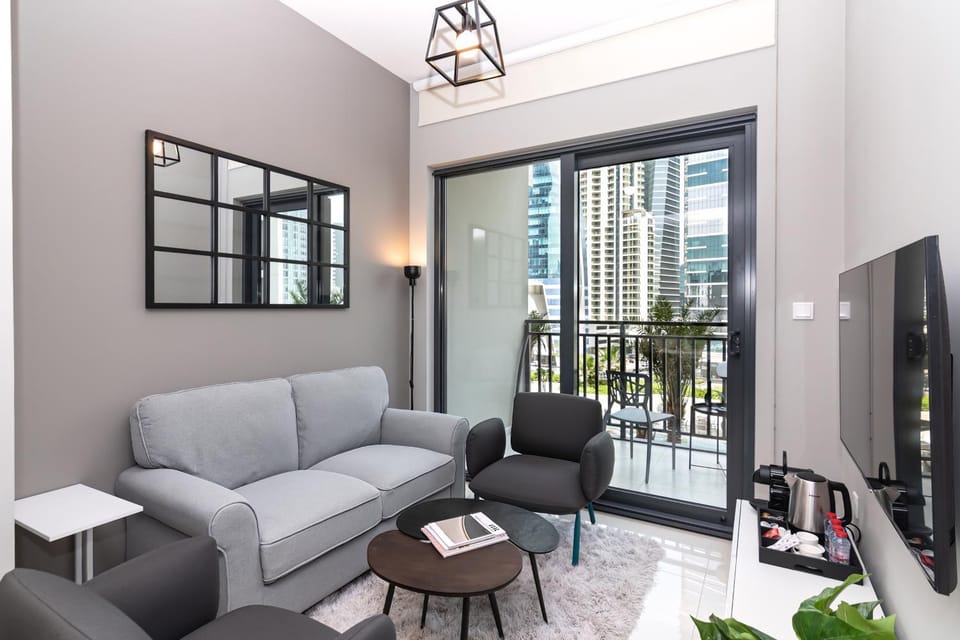 TV and multimedia, Coffee/tea facilities, Living room, Seating area, Pool view