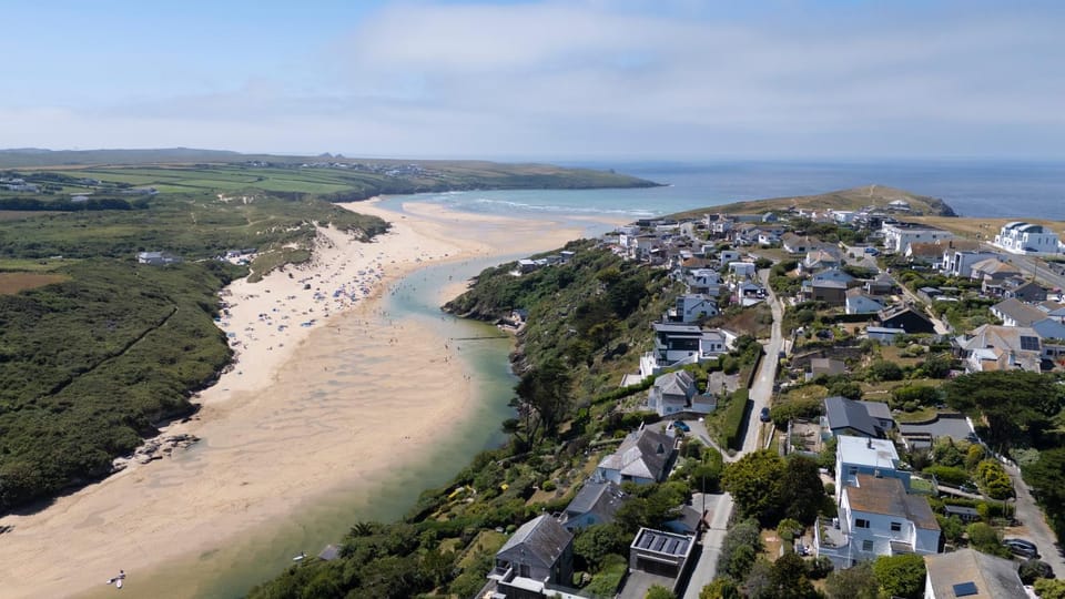 Neighbourhood, Bird's eye view