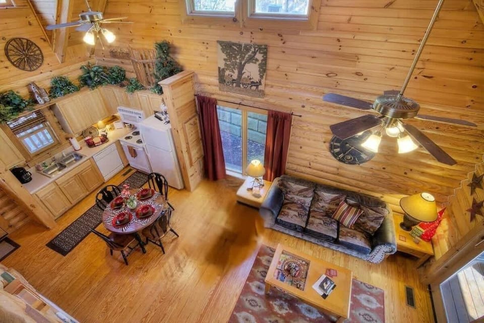Snuggle Up Cabin by Beyond Expectations with Hot Tub Cabin in Sevier County