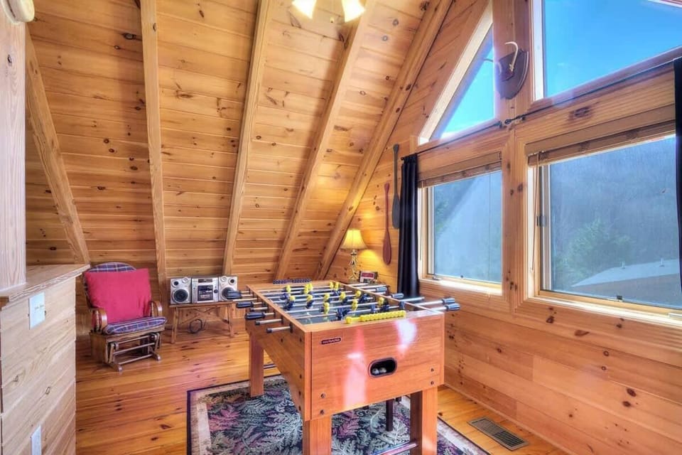 Snuggle Up Cabin by Beyond Expectations with Hot Tub Cabin in Sevier County