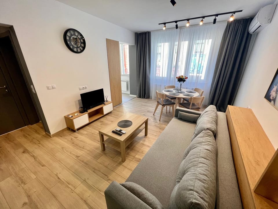 LOCATION ! Sofia Opera View Apartment next to ALEXANDER NEVSKY CATHEDRAL Apartment in Sofia