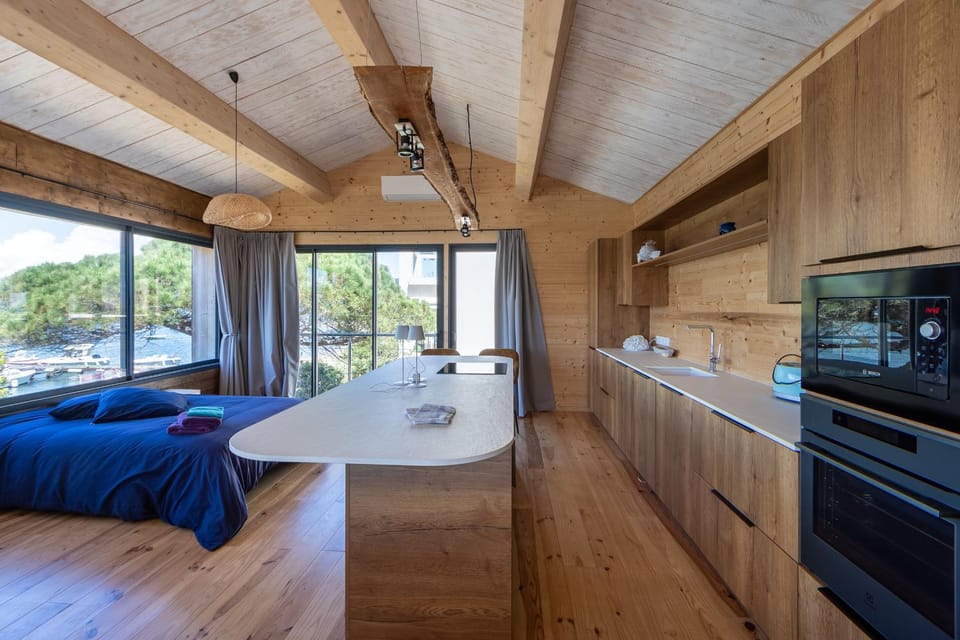 Photo of the whole room, Dining area, Beach, Sea view, Sea view, stove