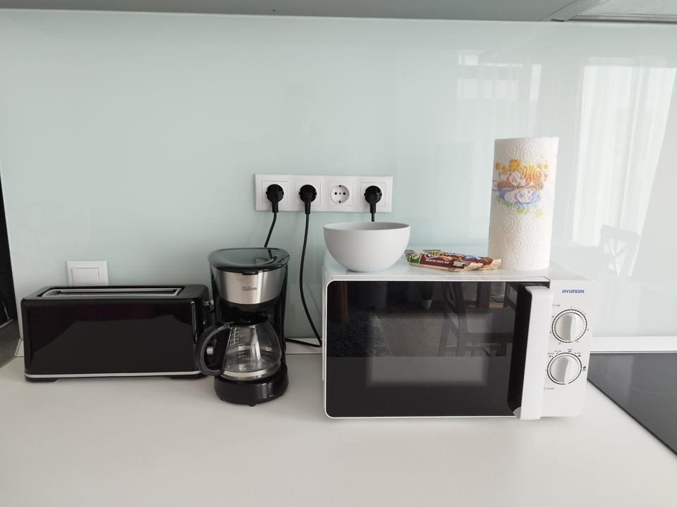 Coffee/tea facilities, Kitchen or kitchenette, minibar, toaster