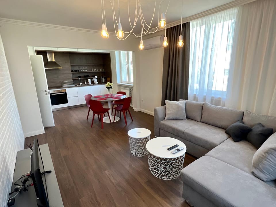 LOCATION ! LOCATION ! LOCATION ! City Garden View Apartment Apartment in Sofia