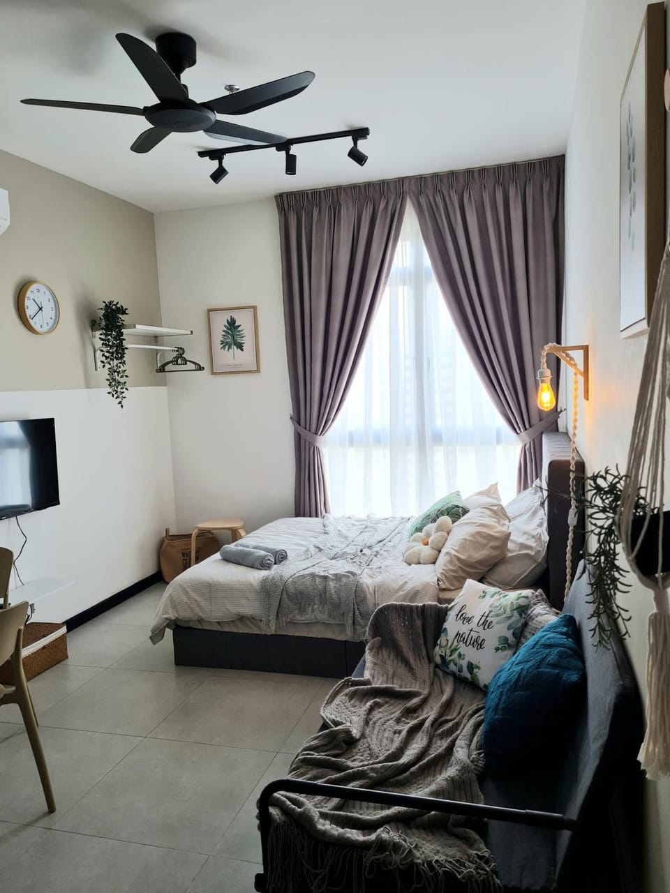 Cozy 2R2B near Gleneagles @ Embassy Row KLCC Apartment in Federal Territory of Kuala Lumpur