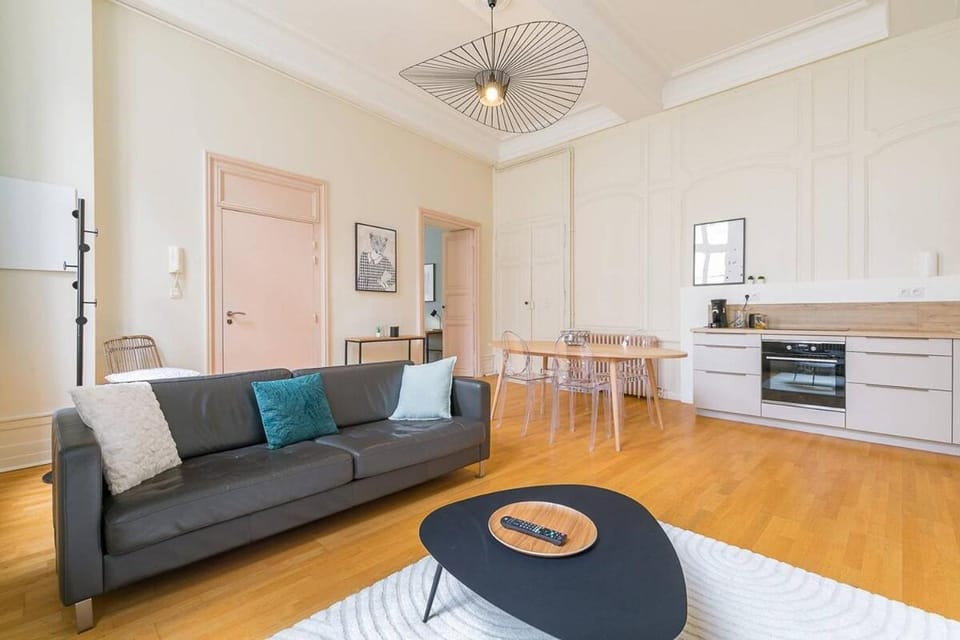 Le Bressey Apartment in Dijon