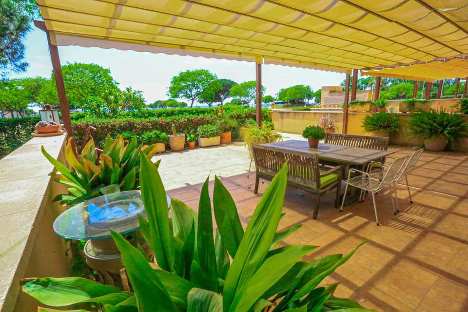 LITORAL COSTA DORADA - CIUTADELLA bjs Only families Apartment in Cambrils