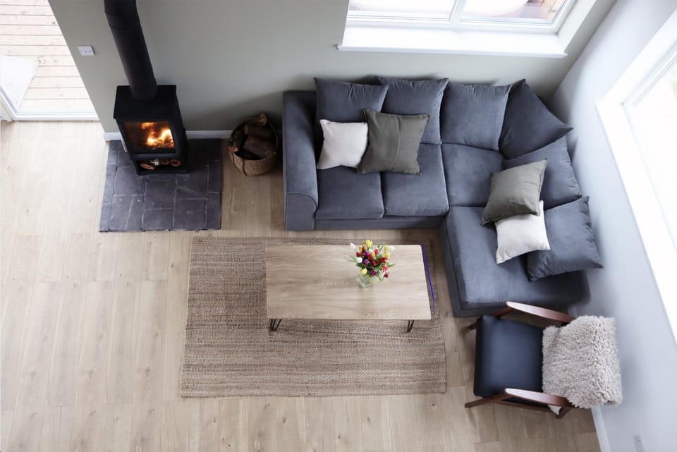 Eco-Lodge with hottub sea view Charleton Estate House in Scotland