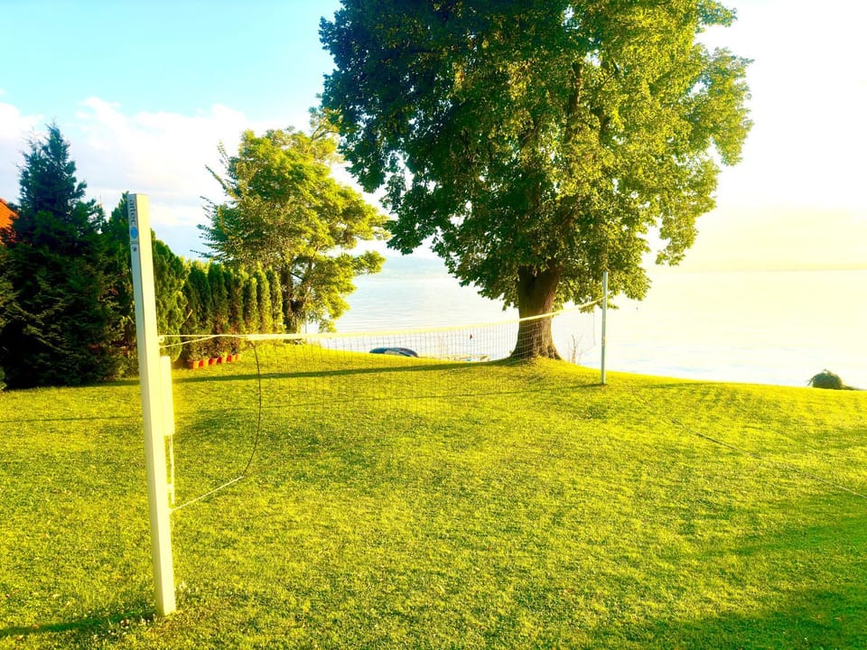 Garden, Beach, Tennis court, Lake view