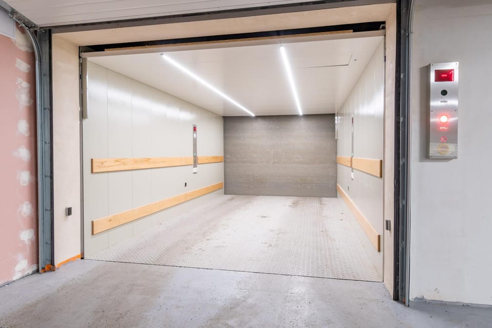 elevator