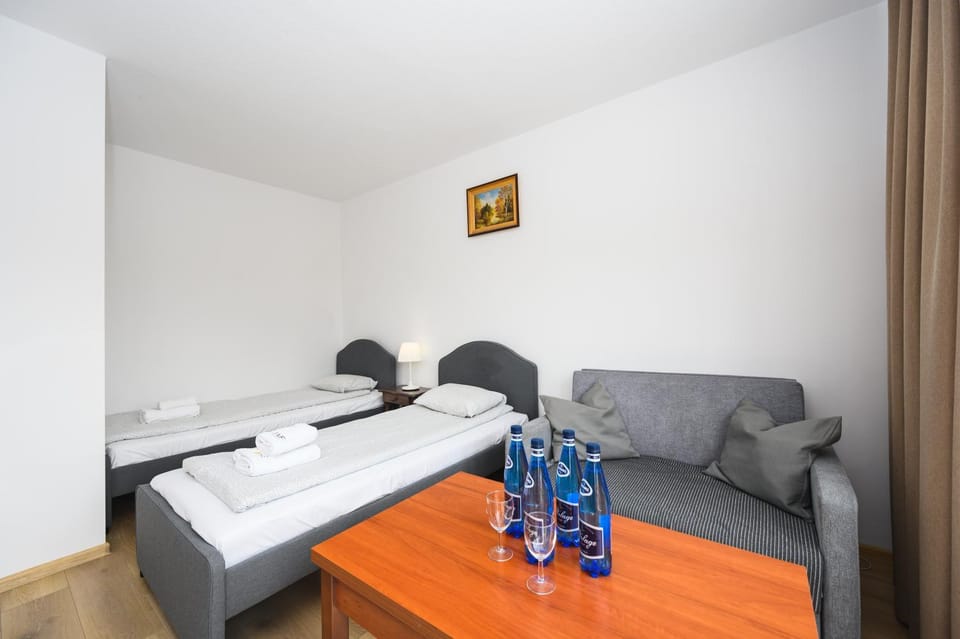 Photo of the whole room, Seating area, Bedroom
