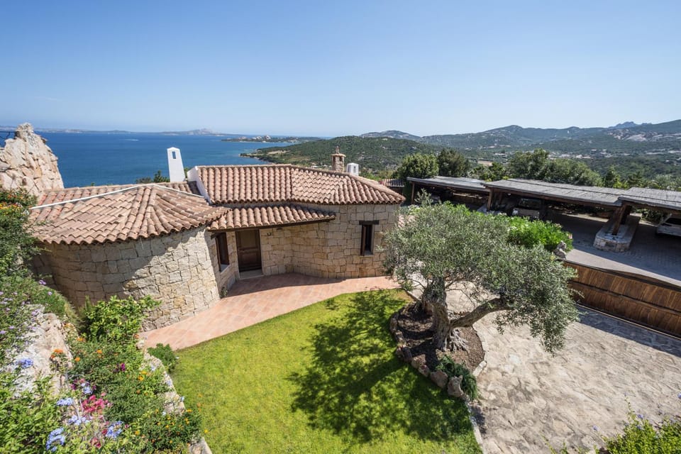 Property building, Day, Natural landscape, Sea view