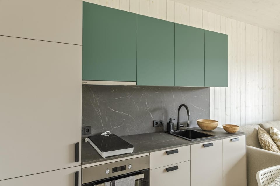 Kitchen or kitchenette, pet friendly, stove