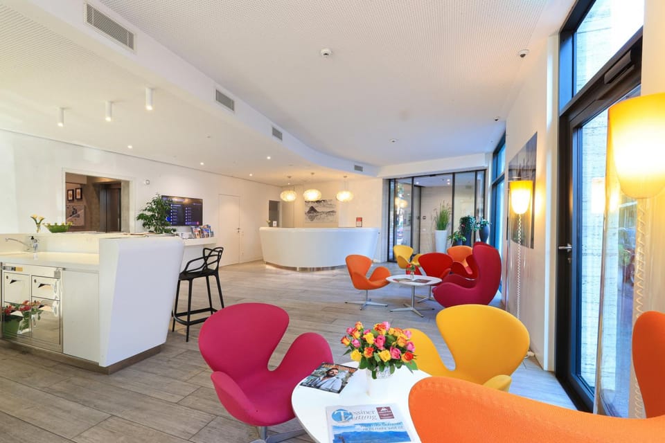 Lobby or reception, Seating area, furniture