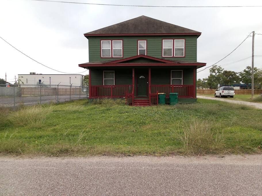 Property building, Day, Neighbourhood, Street view