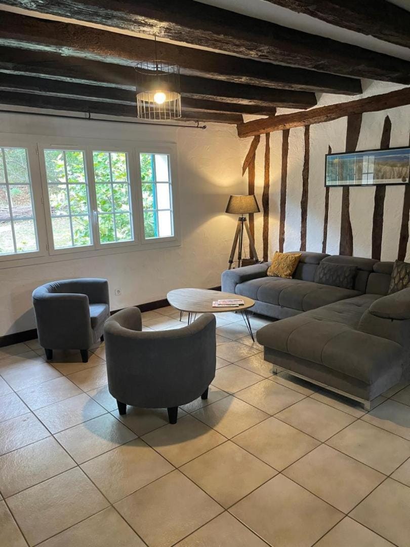 Les grandes bruyères House in Nouvelle-Aquitaine