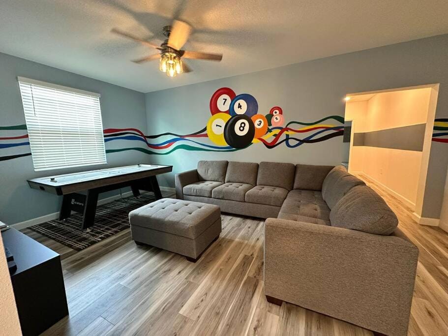 Communal lounge/ TV room, Game Room