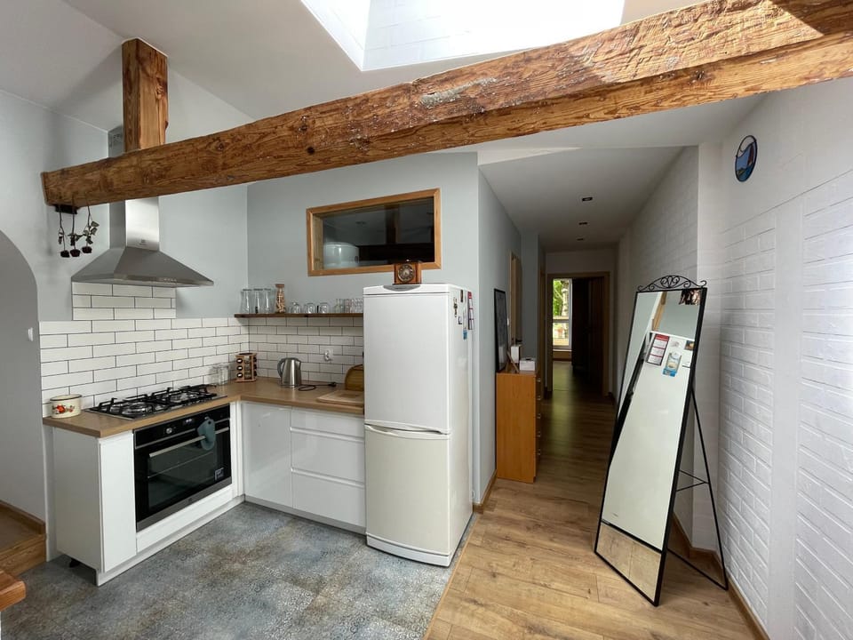 Kitchen or kitchenette, dishwasher, pet friendly, stove