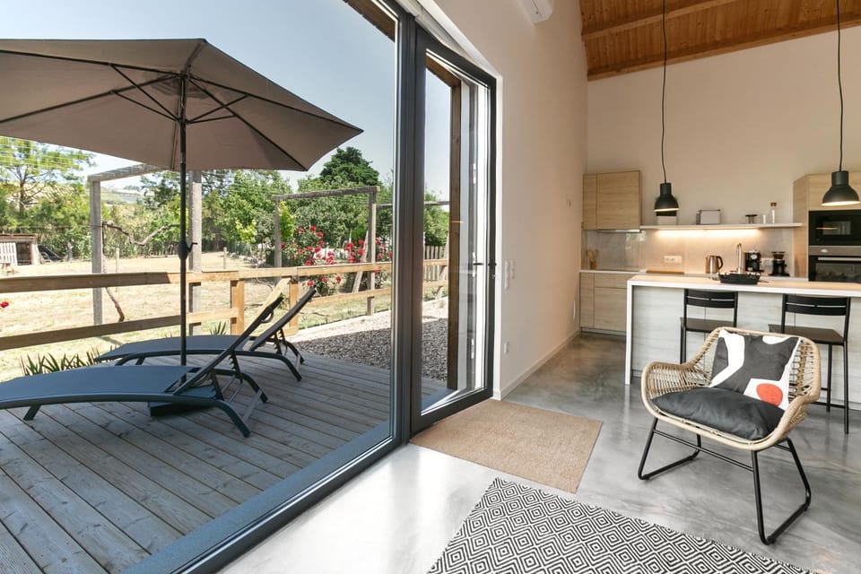 Property building, Communal lounge/ TV room, Off site, View (from property/room), Balcony/Terrace, sunbed, kitchen