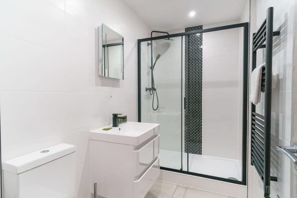 Modern 1 Bedroom Apartment in Preston Centre Apartment in Preston