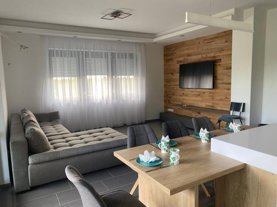 Terra Toscana Apartman 9600,Sárvár Felső-Sótonyi ut 20 Apartment in Hungary