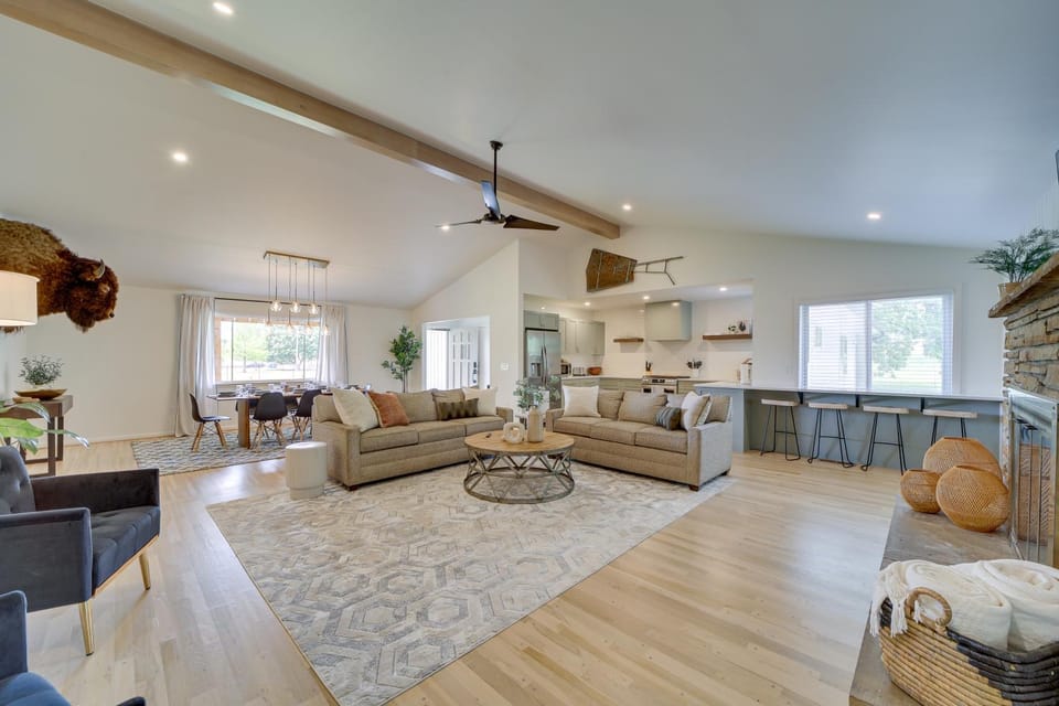 Well-Appointed Tulsa Home w/ Fire Pit & Patio! House in Tulsa