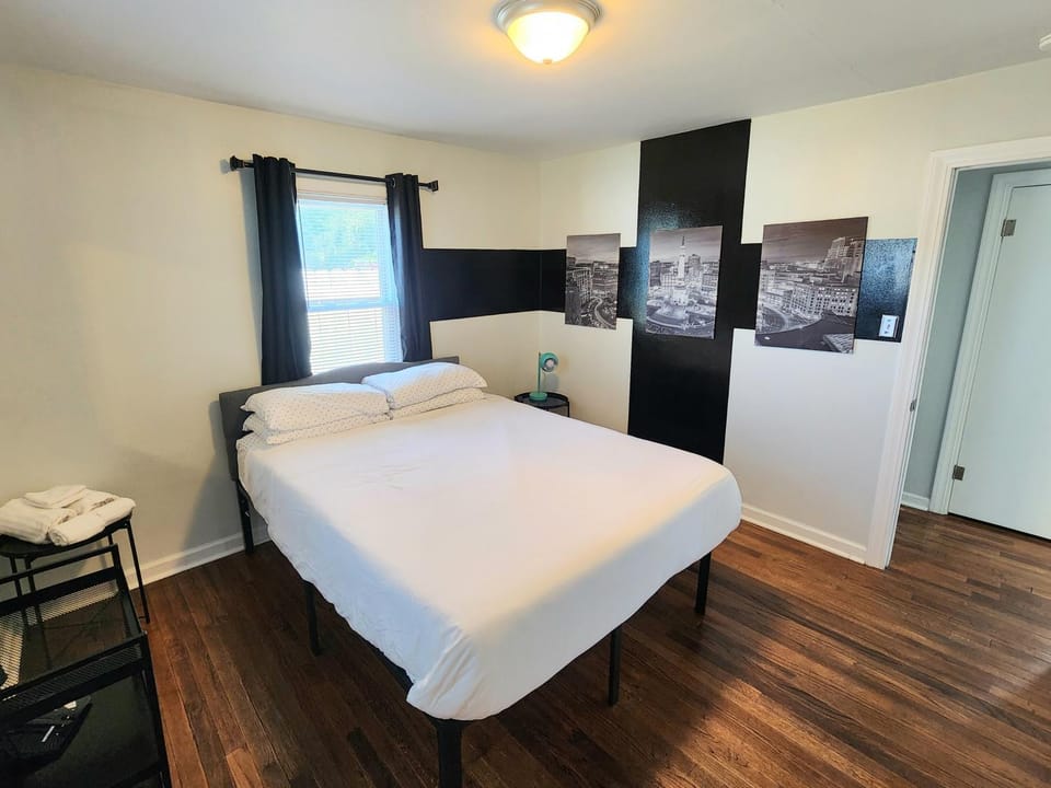 Bed, Bedroom