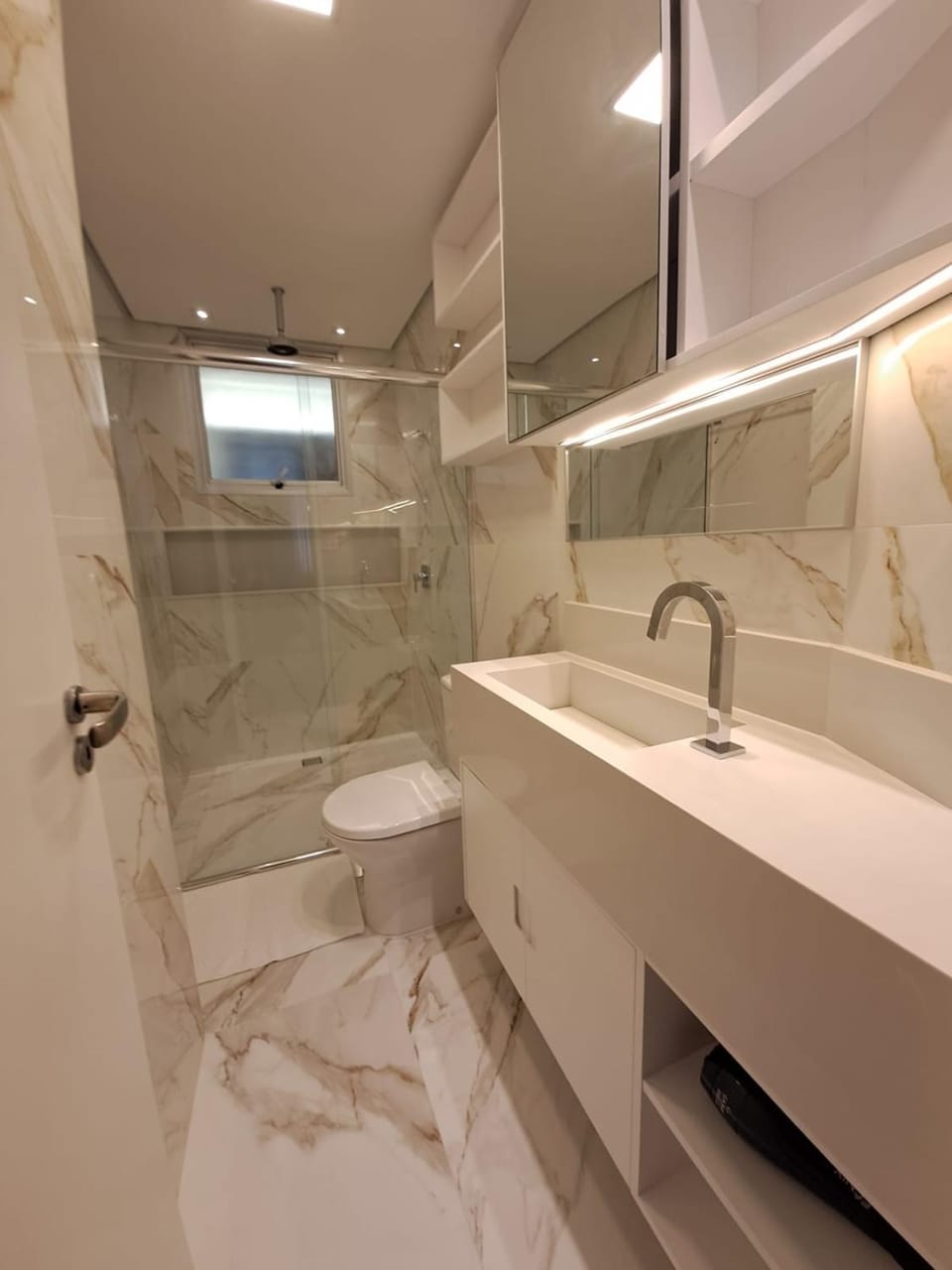 Shower, Toilet, Bathroom