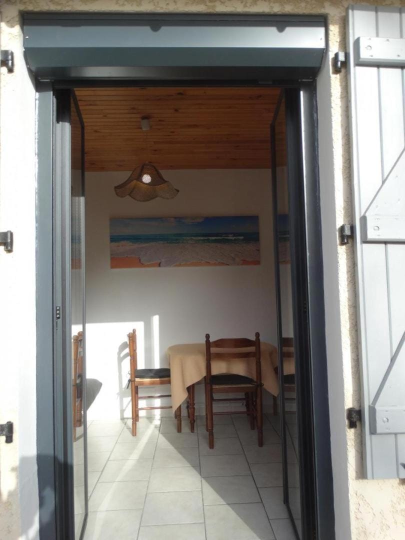 Le petit gîte du pont blanc House in Saint-Julien-en-Born