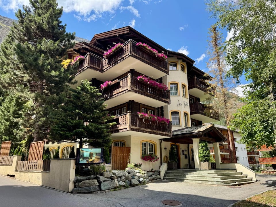 Property building, Summer