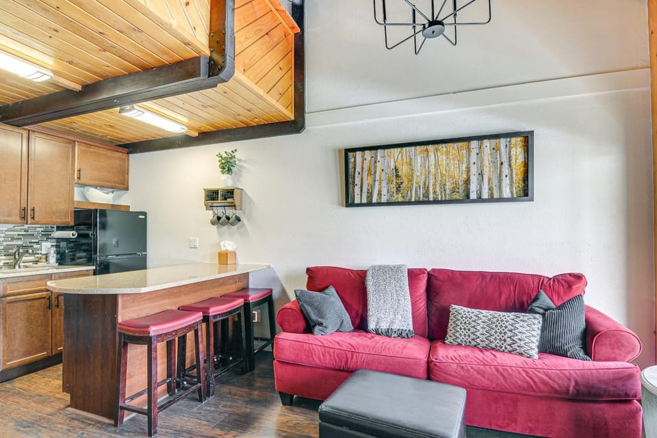 Brian Head Condo: Walk to Giant Steps Ski Lifts! House in Brian Head