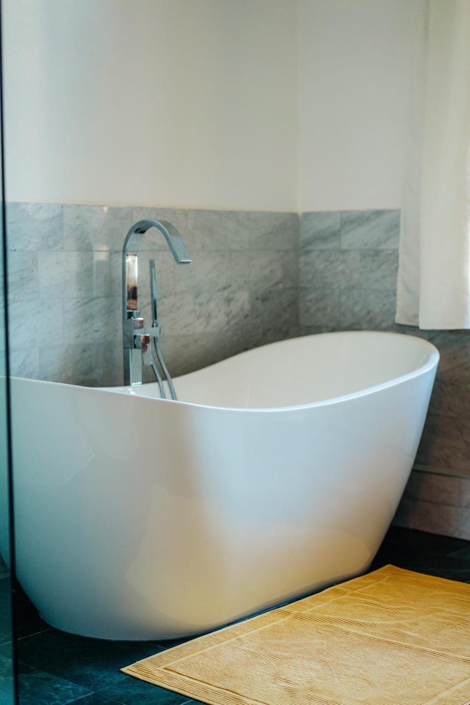 Bathroom, Bath