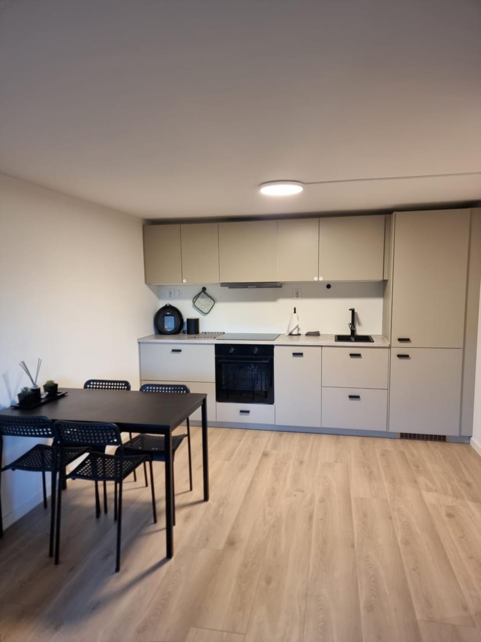 Near Bergen City, Apartment 7 min from the airport, free parking Apartment in Bergen
