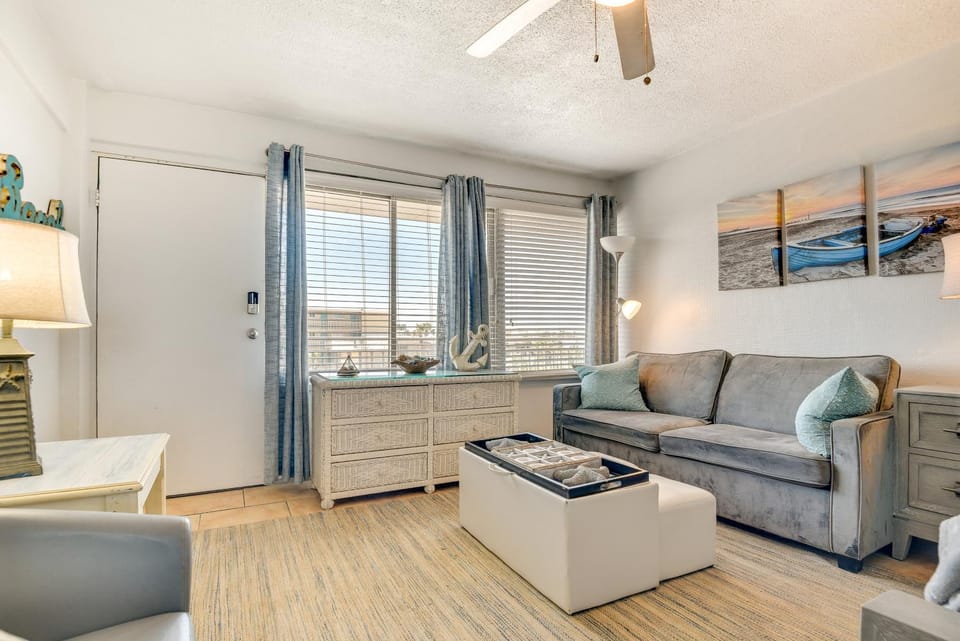 Daytona Beach Condo w/ Smart TV, Steps to Ocean Apartment in Florida