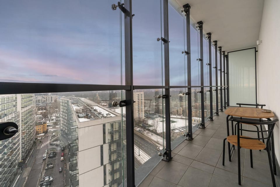 Day, View (from property/room), Balcony/Terrace, City view