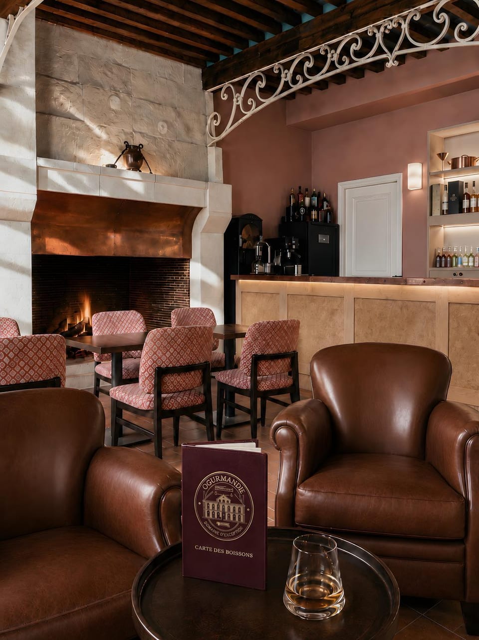 Property building, Lounge or bar