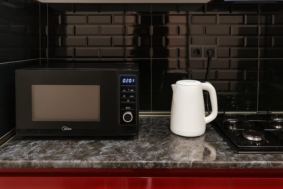 microwave, kitchen