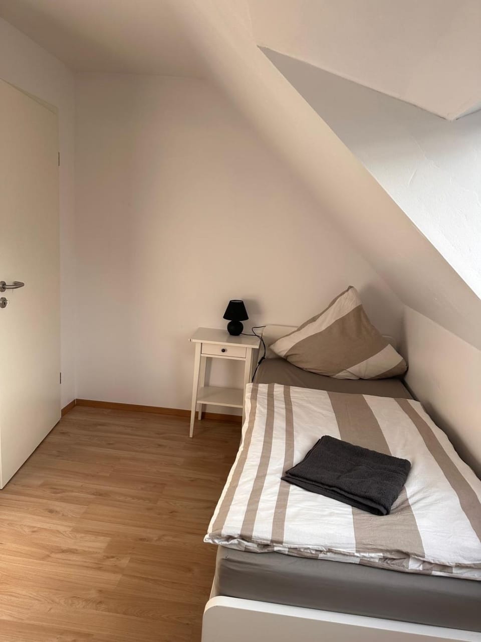 SES12a 2-OG 3Zimmer Möbilierte Wohnung in Wolfsburgs Zentrum Apartment in Wolfsburg