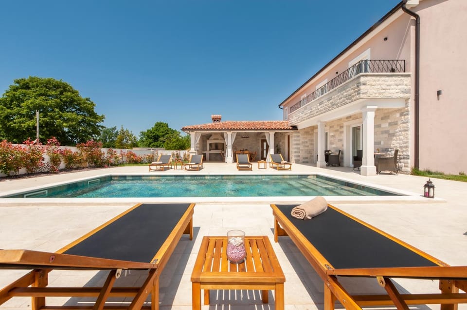 Day, Pool view, Swimming pool
