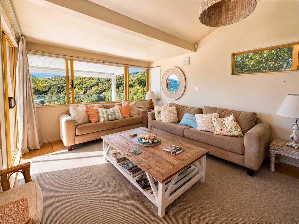 Island View - Stay Waiheke House in Auckland Region
