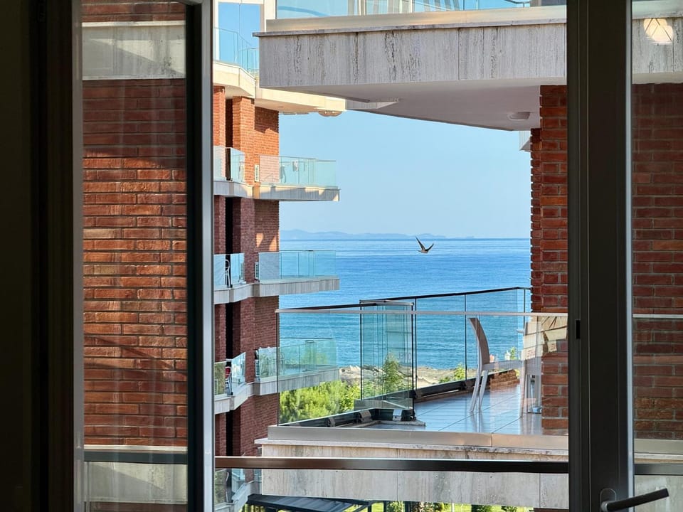 View (from property/room), Balcony/Terrace, Sea view