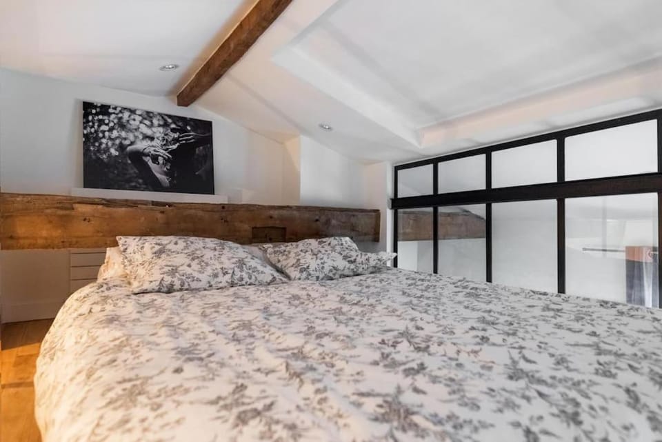 Appartement type loft - 40m² Marais Apartment in Paris